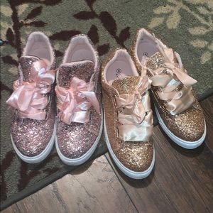 AWESOME glitter sneakers women’s size 8